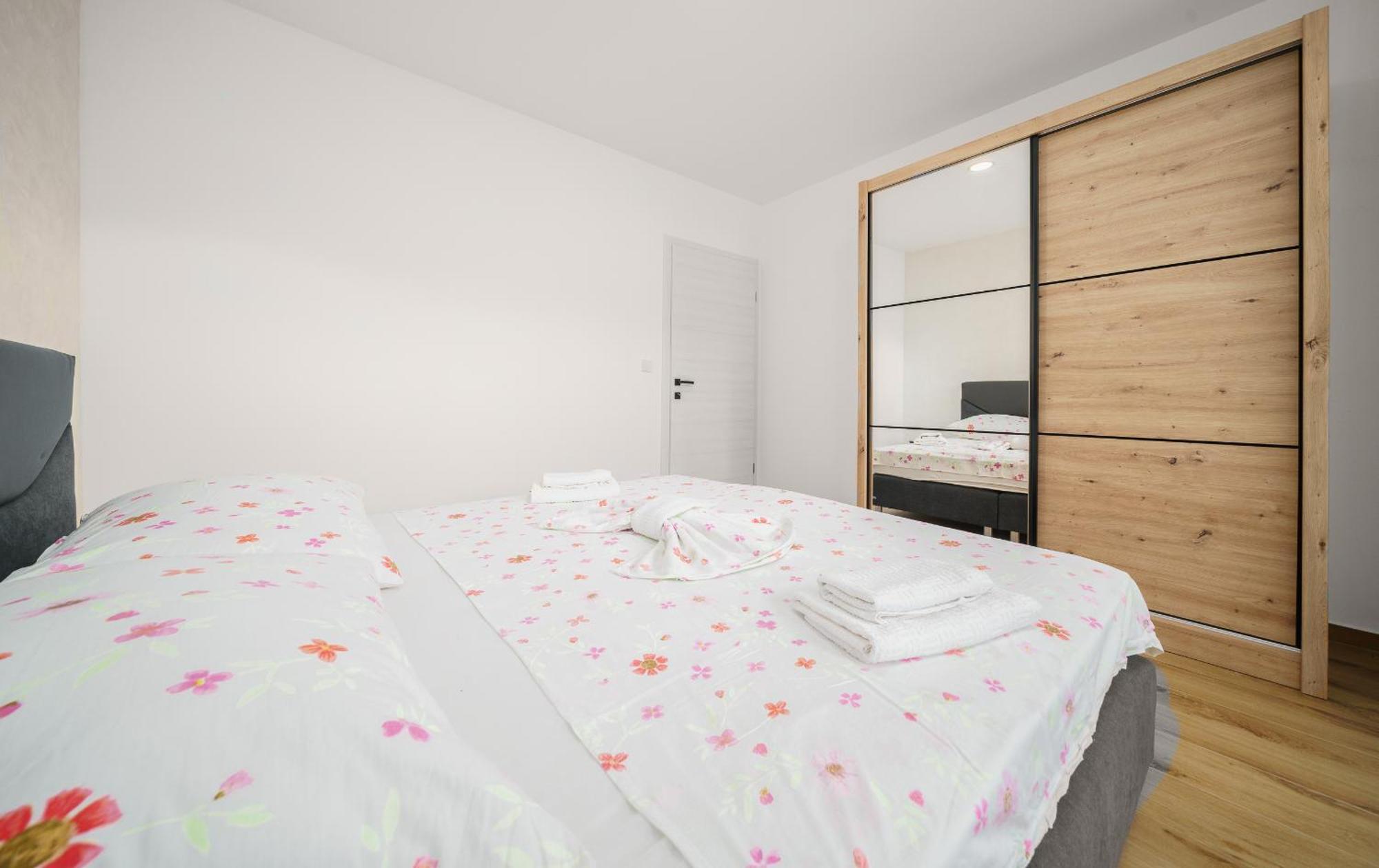 Luxury Apartments-La Dino Maky Vodice Zimmer foto